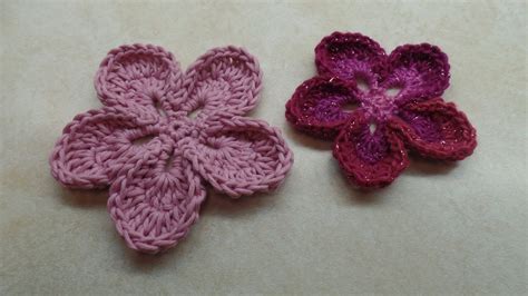 CROCHET How To #Crochet Easy 5 Petal Flower #TUTORIAL #315 - YouTube