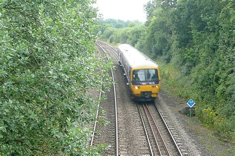 Basingstoke to Reading train © Graham Horn :: Geograph Britain and Ireland