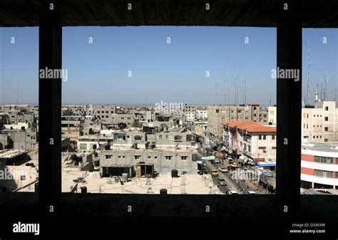 Feb. 26, 2013 - Rafah, Gaza Strip, Palestinian Territory - A general ...