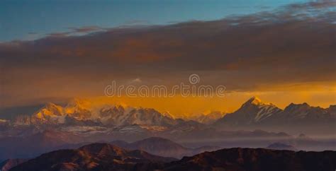 Himalayan Mountain Range Sunrise Time Stock Photo - Image of frozen, nature: 153280884