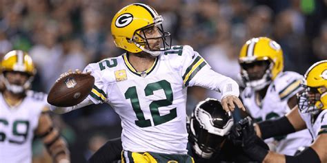 Green Bay Packers Quarterback Aaron Rodgers Tells Fans to Stay Tuned