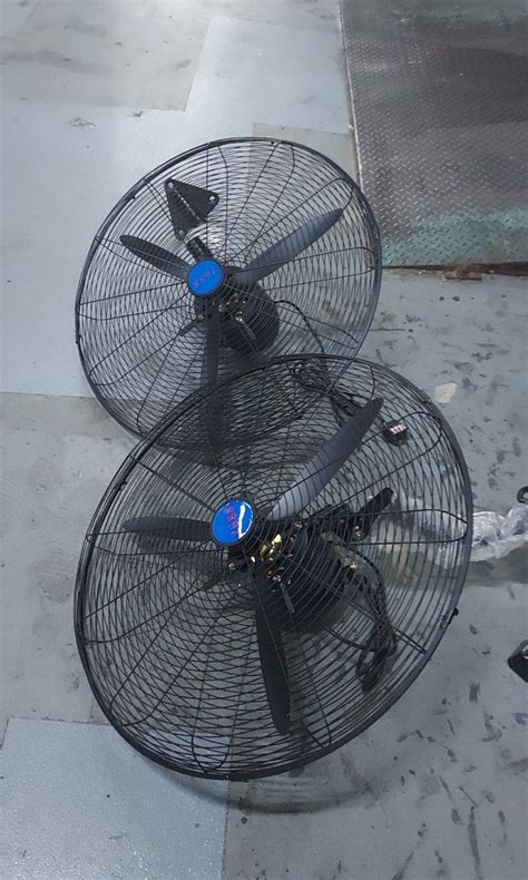 26"industrial wall fan, Furniture & Home Living, Lighting & Fans, Fans on Carousell