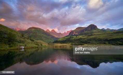 234 Drakensberg Amphitheatre Stock Photos, High-Res Pictures, and Images - Getty Images