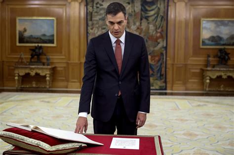 Spain's prime minister Pedro Sanchez sworn in