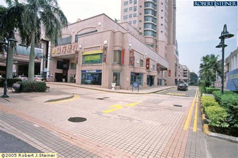 Asia Travel: Singapore Images of West Coast Plaza