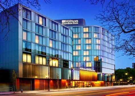 HILTON GARDEN INN BOSTON BROOKLINE - Updated 2022 Prices & Hotel ...