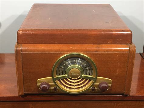 Mid Century Zenith Record Player, Zenith 6R886 Long Distance Radio ...