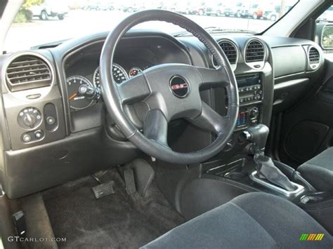 2009 GMC Envoy SLE 4x4 Interior Color Photos | GTCarLot.com