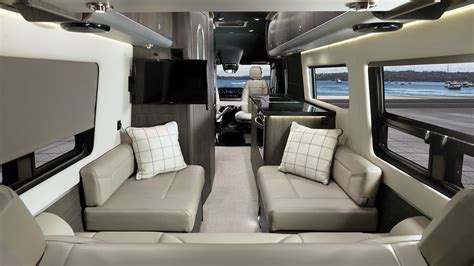 Interstate 24GT | Touring Coaches | Airstream Mercedes-Benz Class B RV