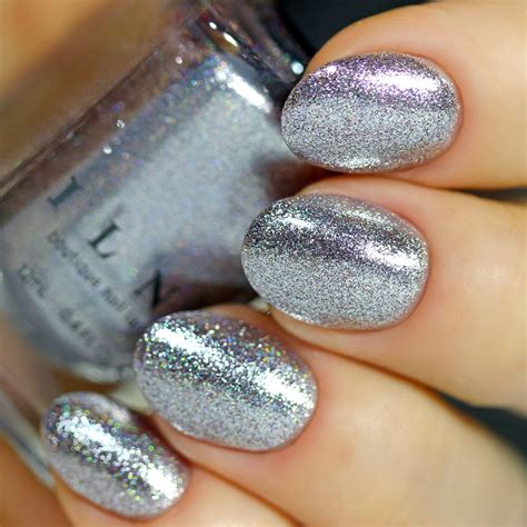 Echo - Platinum Silver Holographic Ultra Metallic Nail Polish by ILNP