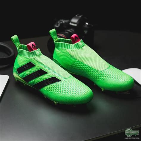 A groundbreaking day in football boot history - The adidas Ace 16 ...