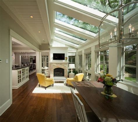 27 Gorgeous Sunroom Design Ideas to Bring Sunshine Joy to Your Home