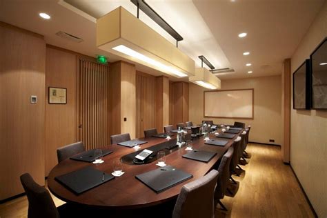 Pin de Milieu Design Group, Inc. | Ma en WORKPLACE-Conference Rm's | Sala de reuniones, Salas de ...