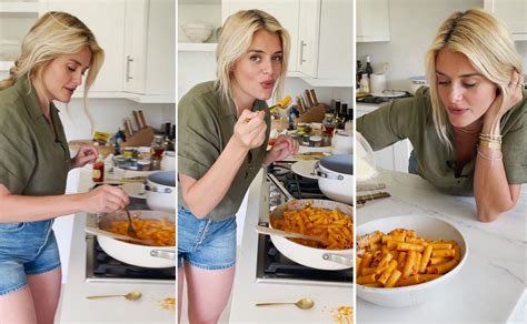 Spicy Rigatoni Alla Vodka | Daphne Oz