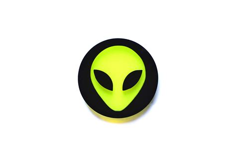 Buy The Logo Man Acrylic 3D Alien Head Face Car Bike Self-Adhesive ...