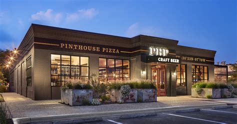 Pinthouse Pizza Branding & Website | Helms Workshop