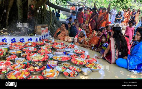 Festival of first fruits hi-res stock photography and images - Alamy