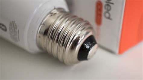 Sengled Solo Smart Bulb Review // TechNuovo.com