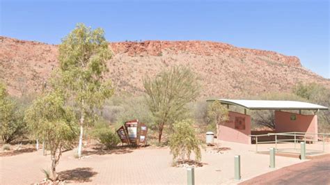 Alice-Springs-Desert-Park | Brown Signs