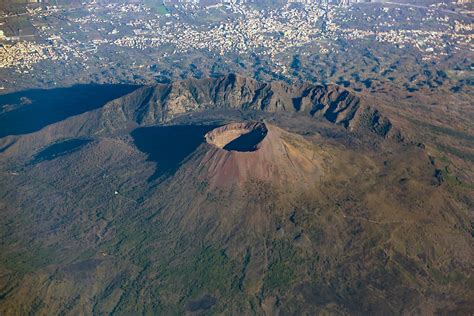 Where Is Mount Vesuvius? - WorldAtlas