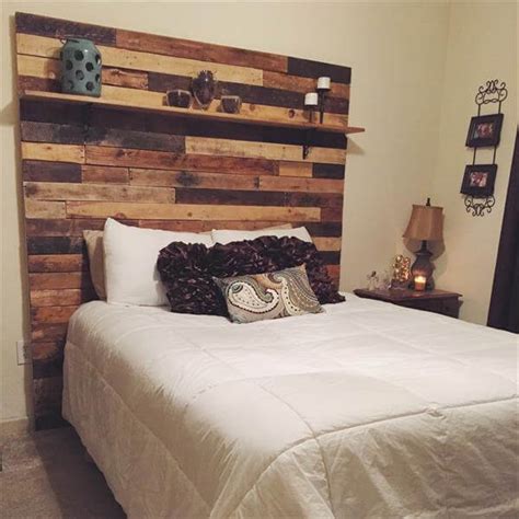 DIY Pallet headboard With Display Shelf | 101 Pallets