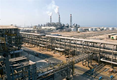 Saudi Arabia to announce slight rise in oil, gas reserves after audit ...