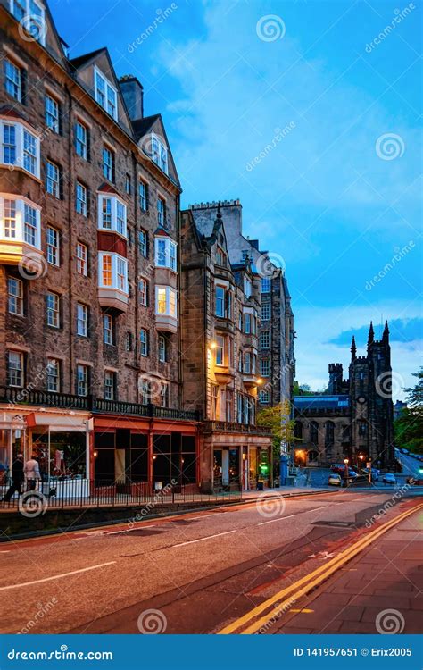 Street at University of Edinburgh in Scotland Evening Editorial Photo - Image of town, skyline ...