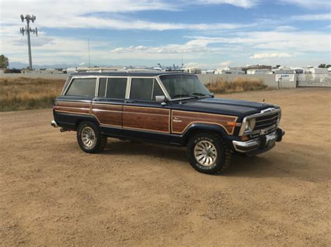 JEEP GRAND WAGONEER WOODY RESTORED SELECT TRAC 4X4 360 V8 POWER AC ...