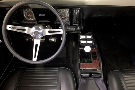 1969 CHEVROLET CAMARO SS - Interior - 189972