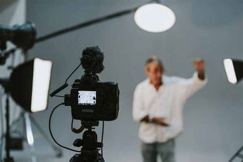 Best Lighting for Filming Indoors: Linco 2000W Studio Lighting Kit Review – DIY Video Studio