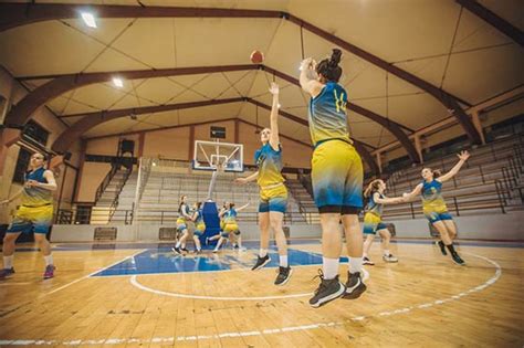 Basketball jump shot: Technique, drills & tips