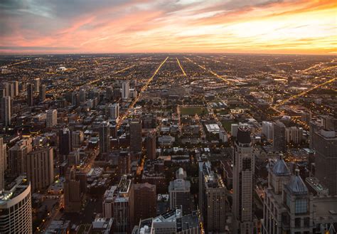 Sunset in Chicago, the city that let me fly | Architectural Visits