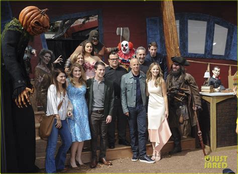 Jack Black Haunts the Premiere of 'Goosebumps' with Odeya Rush: Photo 3477377 | Dylan Minnette ...