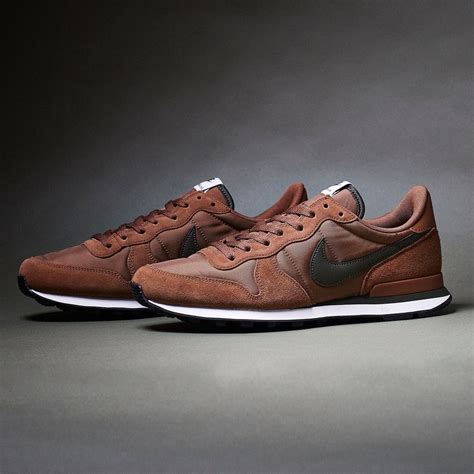 Nike Internationalist: Brown/Black | Sneakers fashion, Sneakers men ...