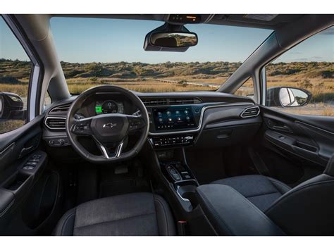 2023 Chevrolet Bolt: 10 Interior Photos | U.S. News