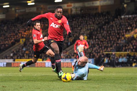 Why Manchester United's Danny Welbeck should aim to score 20 Goals