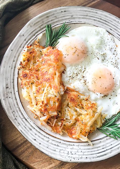 Simply Potatoes Cheesy Hash Browns Potatoes in the Skillet