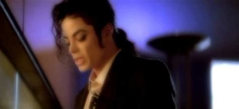 Who is it - Michael Jackson Official Site