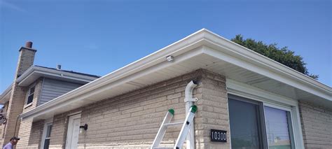 Soffit and Fascia Repair in Chicago - Enriquez Gutter