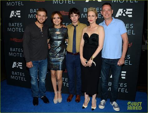 Photo: vera farmiga freddie highmore bates motel comic con party 22 | Photo 2913598 | Just Jared ...