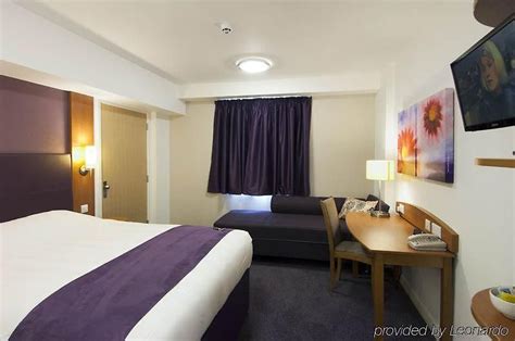 PREMIER INN GLASGOW CITY CENTRE GEORGE SQUARE, GLASGOW