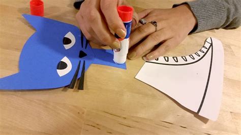 Pete the Cat Craft | Kids Activity Printables | Crafty Pammy | Pete the cat, Cat crafts kids ...