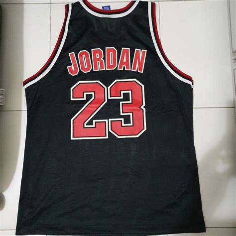 Vintage Champion Michael Jordan Bulls Jersey, Men's Fashion, Activewear ...