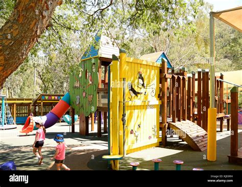 Children's Adventure Playground at the Marsupial Park Tamworth ...