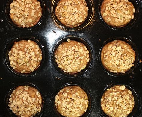 Apple Cinnamon Crunch Muffins | Busy But Healthy