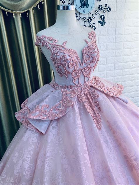 Cute light pink princess lace ball gown wedding/prom dress with chapel train