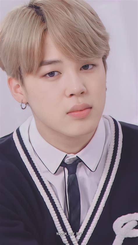 Pin de Julie Ann em Jimin | Jimim, Foto jimin, Jimin