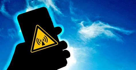 How to Protect Yourself From Cellphone Radiation • Children's Health Defense