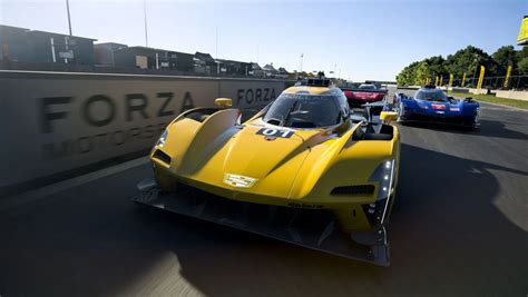 New Forza Motorsport gameplay reveals huge AI and tire physics improvements