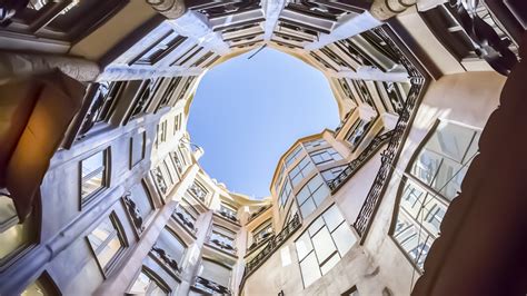 Casa Mila Architecture | Best Things to See